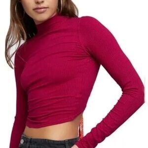Crop top turtleneck